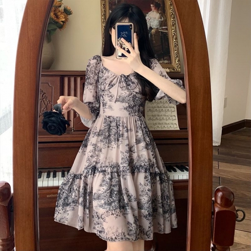 #313实拍实价泡泡袖连衣裙设计感小众方领收腰显瘦气质裙子女