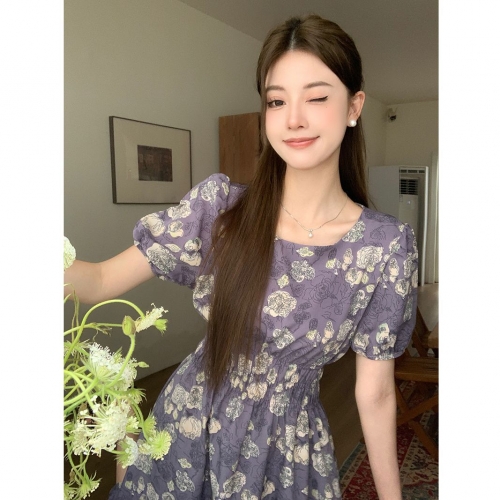 实拍 茶歇法式紫色碎花连衣裙女夏新款高级感绝美收腰仙女长裙