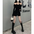 假两件辣妹黑色吊带连衣裙女2025年秋季新款纯欲修身显瘦包臀