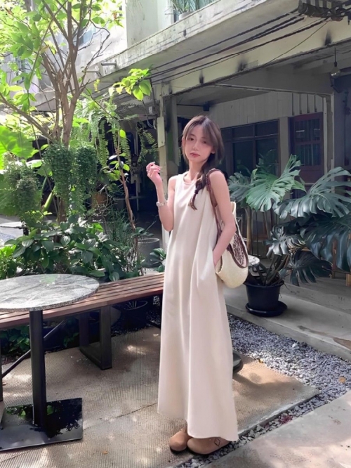 夏季女装批新款发chic镂空露背简约气质中长款圆领背心无袖连