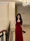 温柔风白色吊带露背连衣裙子女夏季2025新款海边度假气质绝美