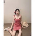 小个子无袖红色格纹吊带连衣裙子女夏季2024新款收腰法式a字