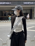 甜酷风立领撞色拼接长袖T恤女秋季气质修身显瘦短款上衣